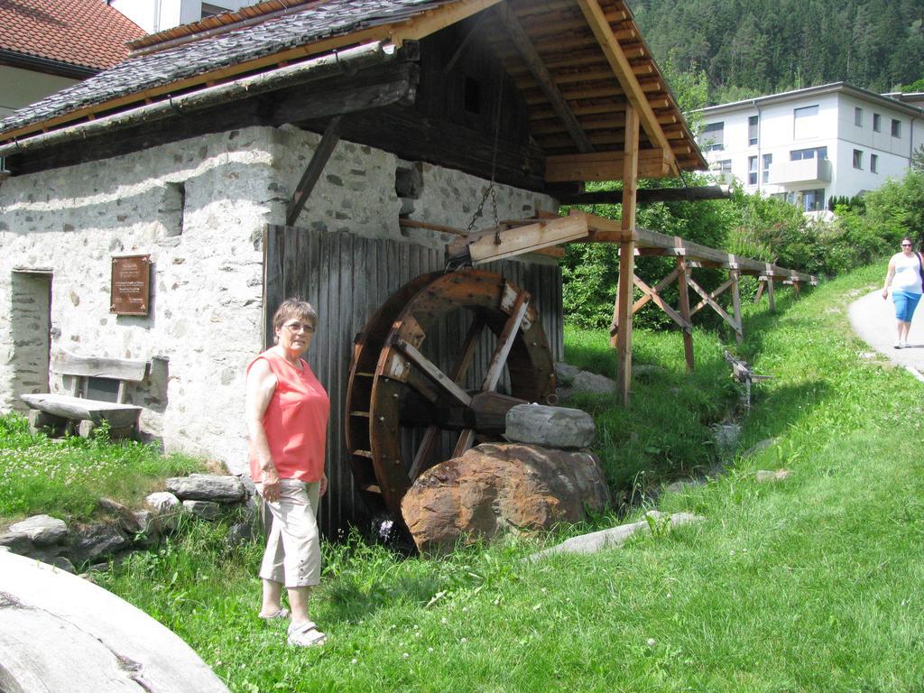 Haus Eder Burgi Hotel Nikolsdorf Екстериор снимка